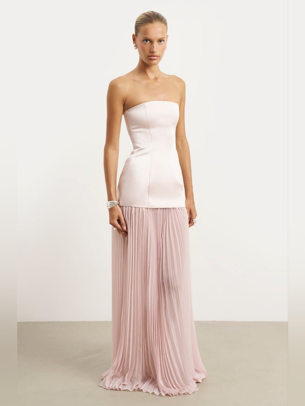 Satin Structured Bodice Gown Size Xs